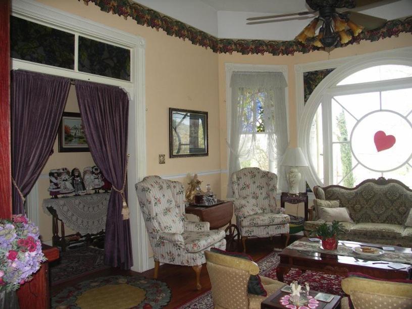 Robin'S Nest Bed & Breakfast San Andreas Dış mekan fotoğraf