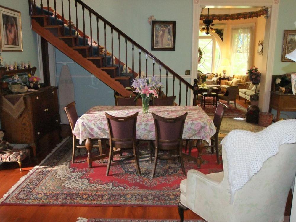 Robin'S Nest Bed & Breakfast San Andreas Dış mekan fotoğraf
