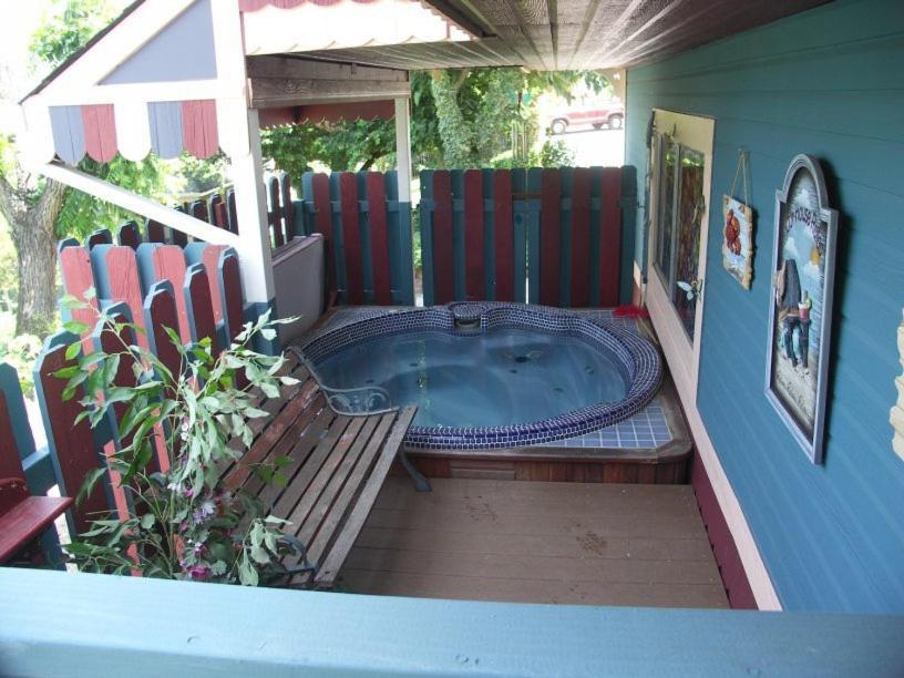 Robin'S Nest Bed & Breakfast San Andreas Dış mekan fotoğraf