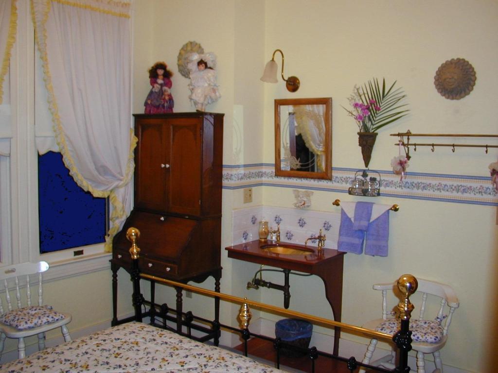 Robin'S Nest Bed & Breakfast San Andreas Oda fotoğraf